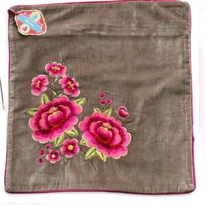 PIP STUDIOS Floral Velvet Square Pillow Cover, Pink Flowers on Khaki 20 x 20